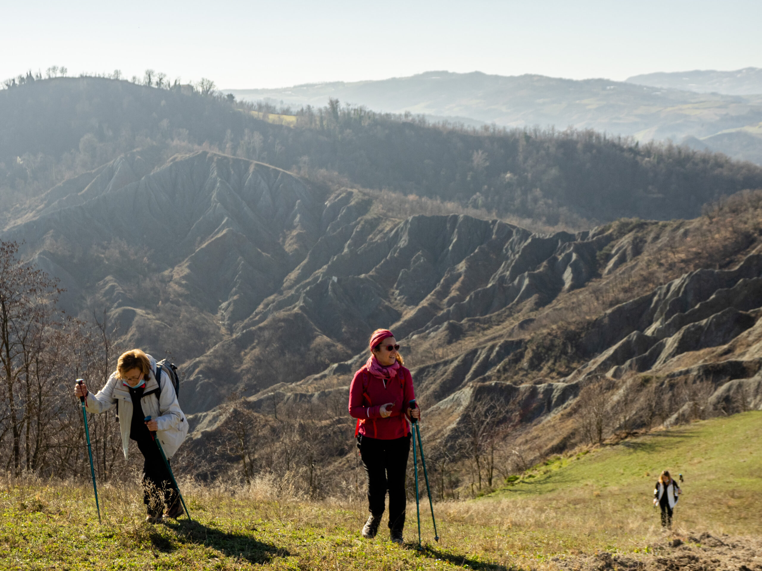 TRA I CALANCHI DI MONTE SAN PIETRO  DOMENICA 25 MAGGIO